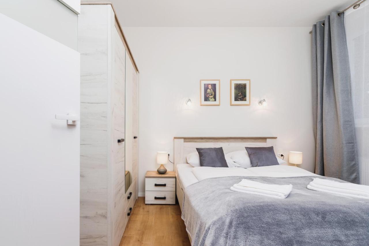Plac Na Groblach By Renters *